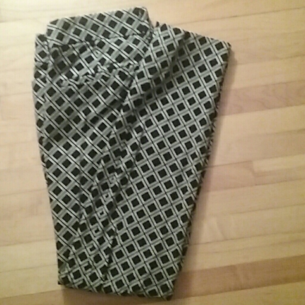 Black & white dress pants